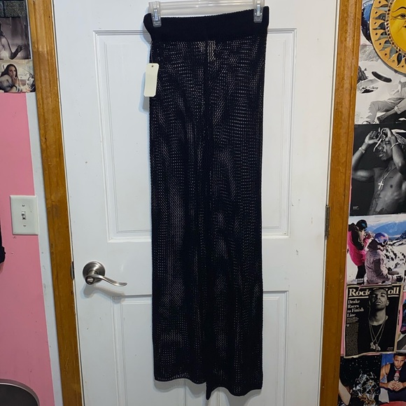 Black knit see thru leggings from TJMAXX labelled xs but fits more like a S/M - Picture 5 of 6
